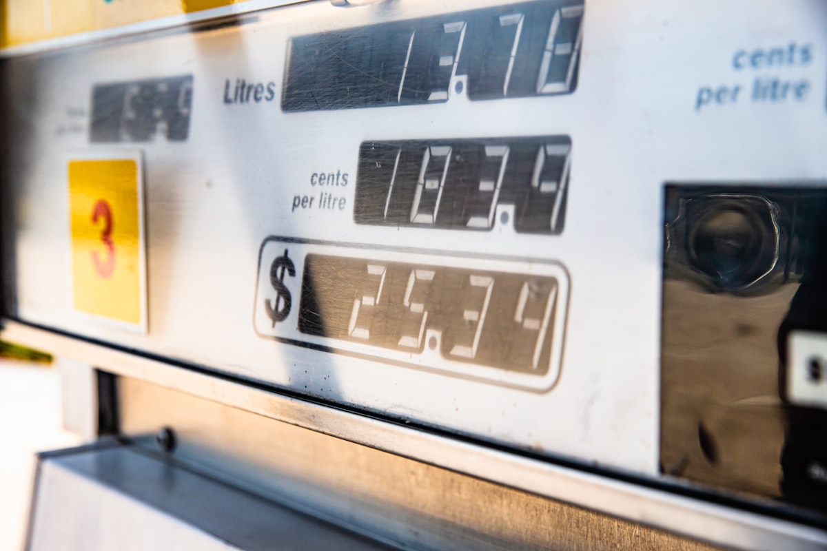 Wat de olieprijs boven 100 dollar voor jou betekent